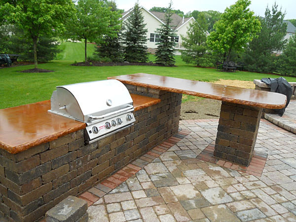 ... Colonial Heights Outdoor Grill and Bar Concrete Countertop.JPG