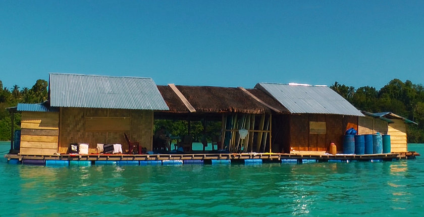 Floating Surf House Paradise