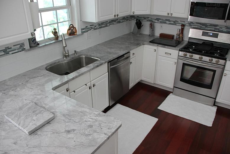 Kitchen Quartz counter tops