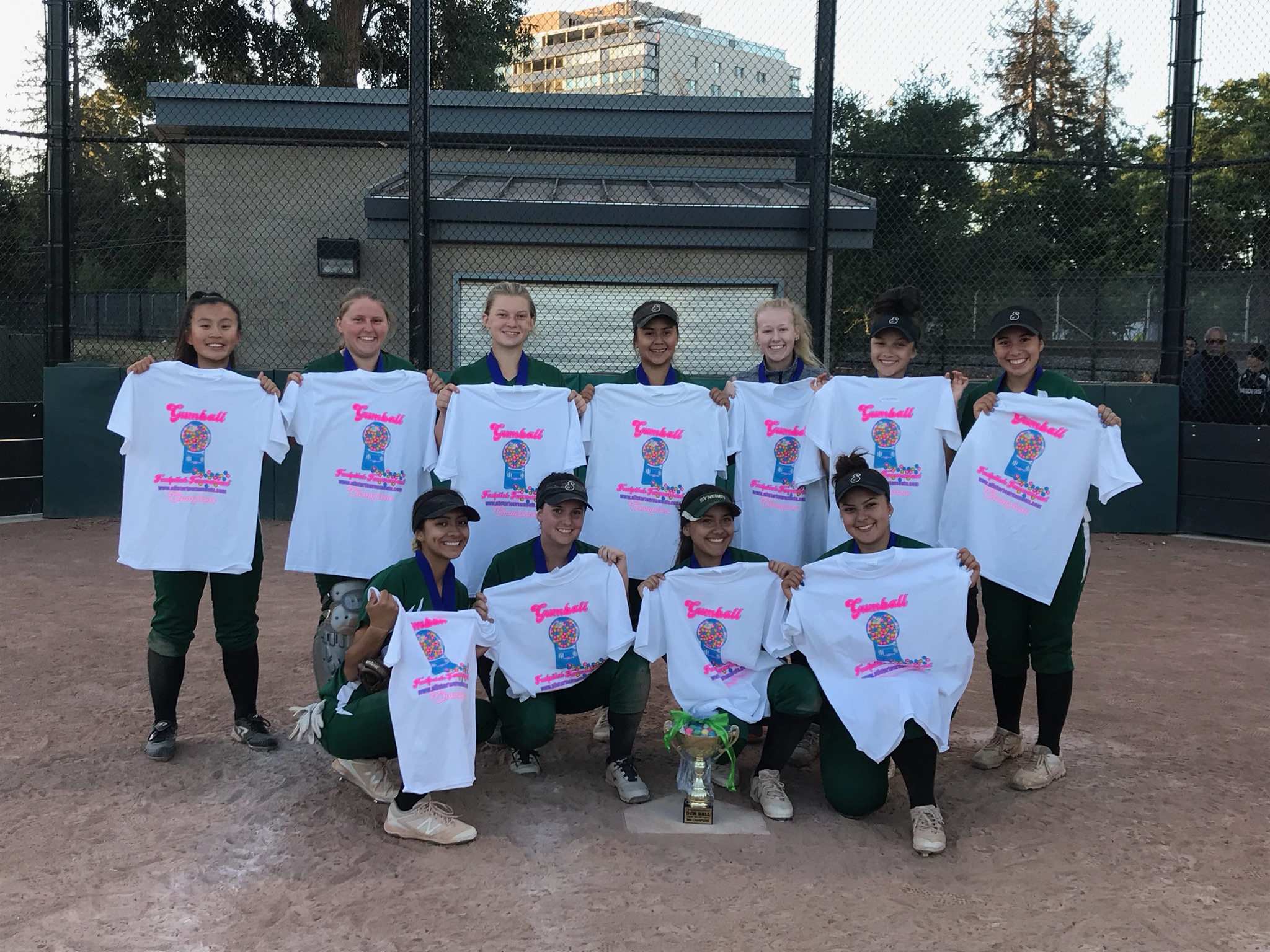 Castro Valley Synergy 18 Gold Travel Softball Home