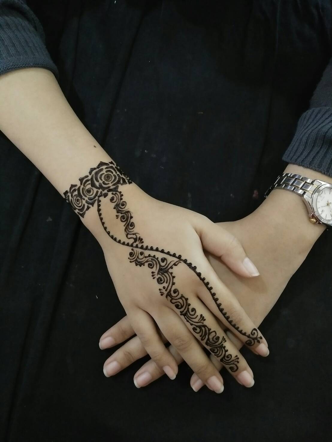 Gambar Lengkap Henna Lukisan Tangan 2017 Teknik Menggambar Henna