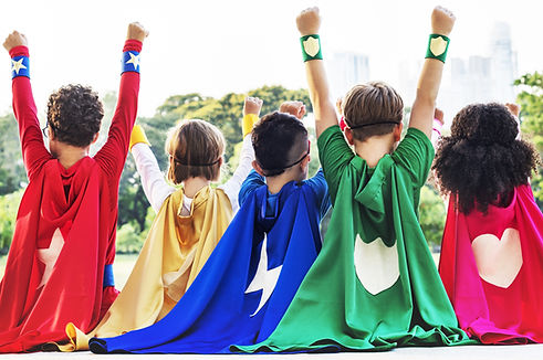 Niños con capas