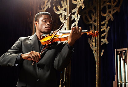 The Woodsman Mesmerizes Its Audience