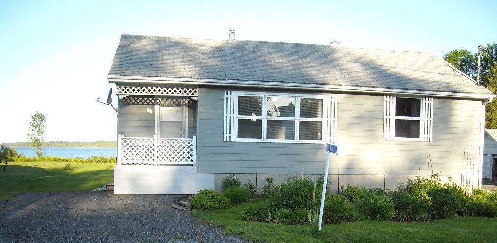 4 Season Cottage Or House For Sale On Net Lake On Year Round Road