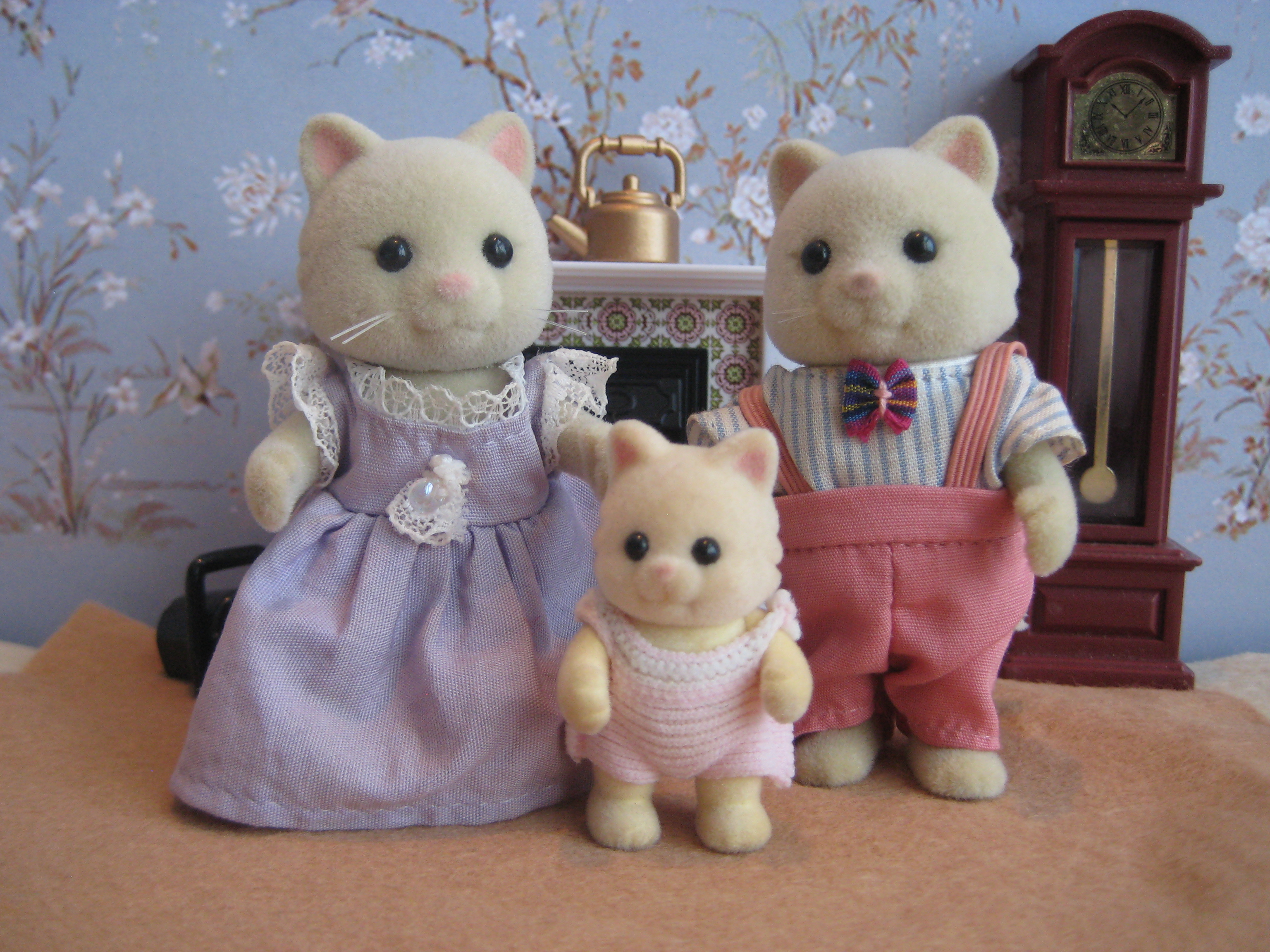 Sylvanian Families CHOCOLATE RABBIT GIRL Sylvanian Park Ibaraido Calico Critters