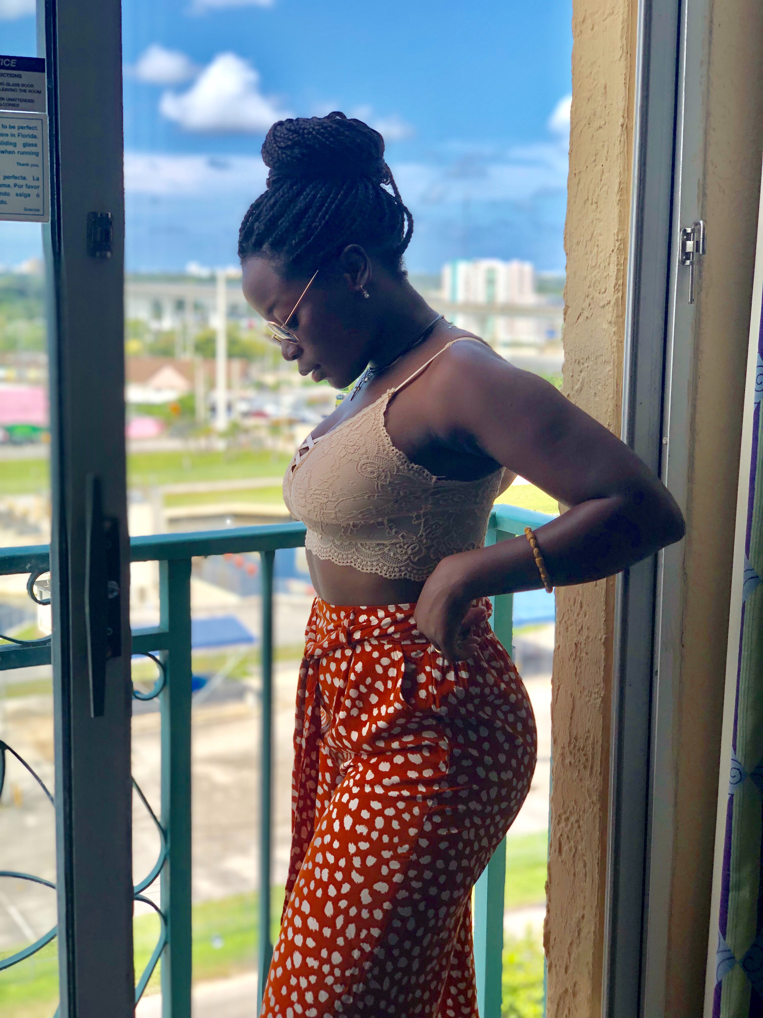 Ari Mubz