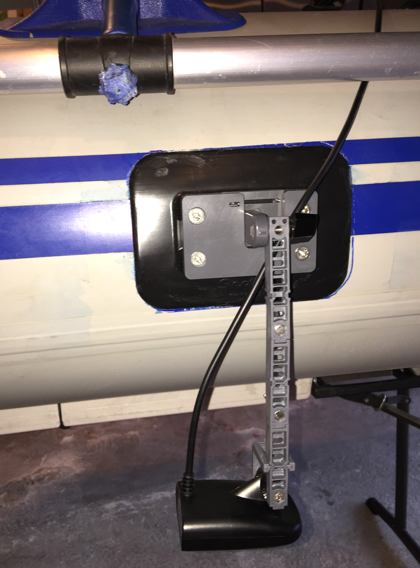 GlueOn Transducer Mount Kit Fish Finder Mounts