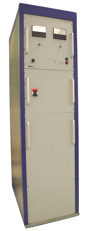 power_supply1_102408_300dpi_cmyk%20color%20fix_edited.jpg