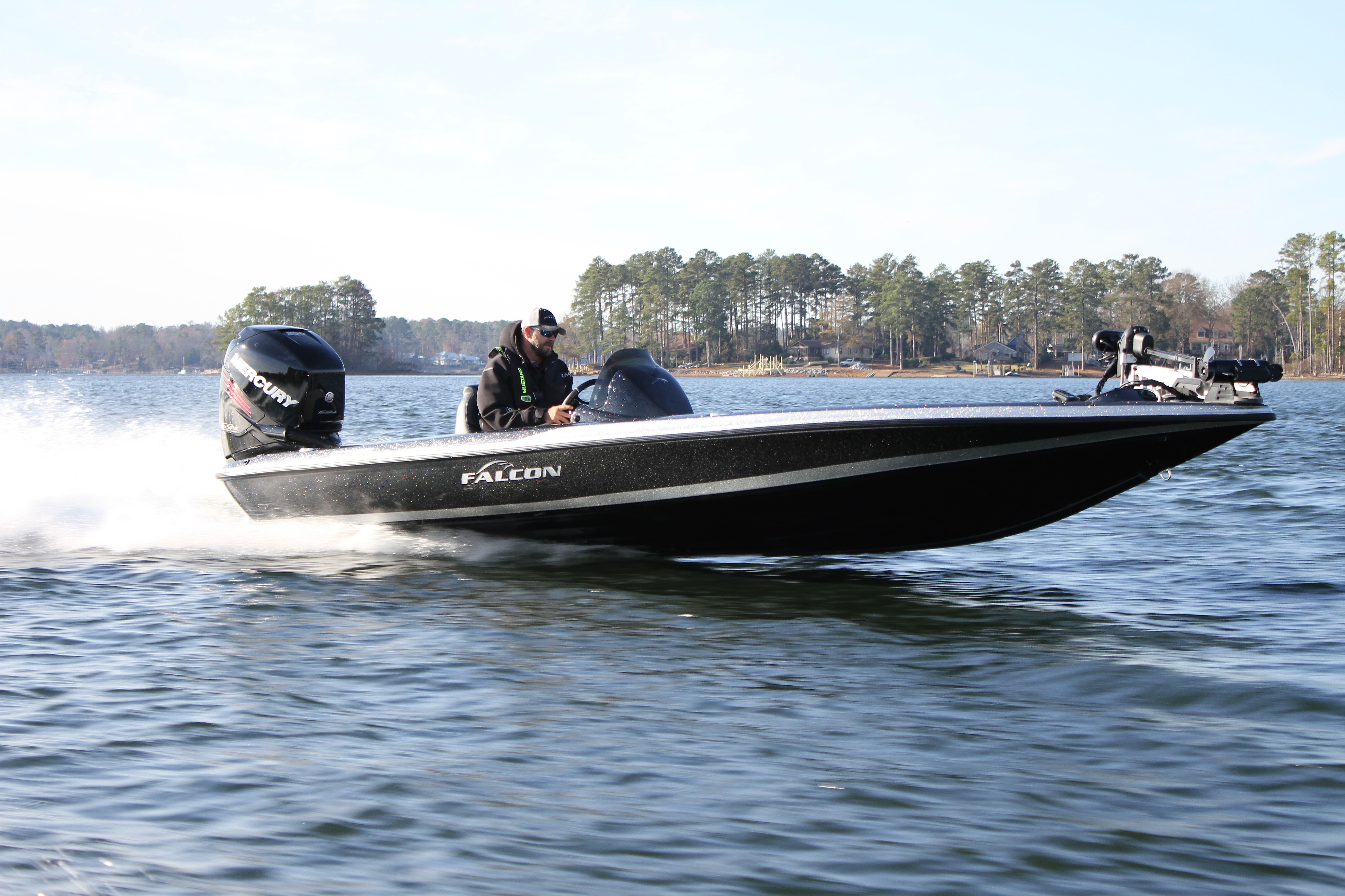 Falcon boats Talot Suomessa