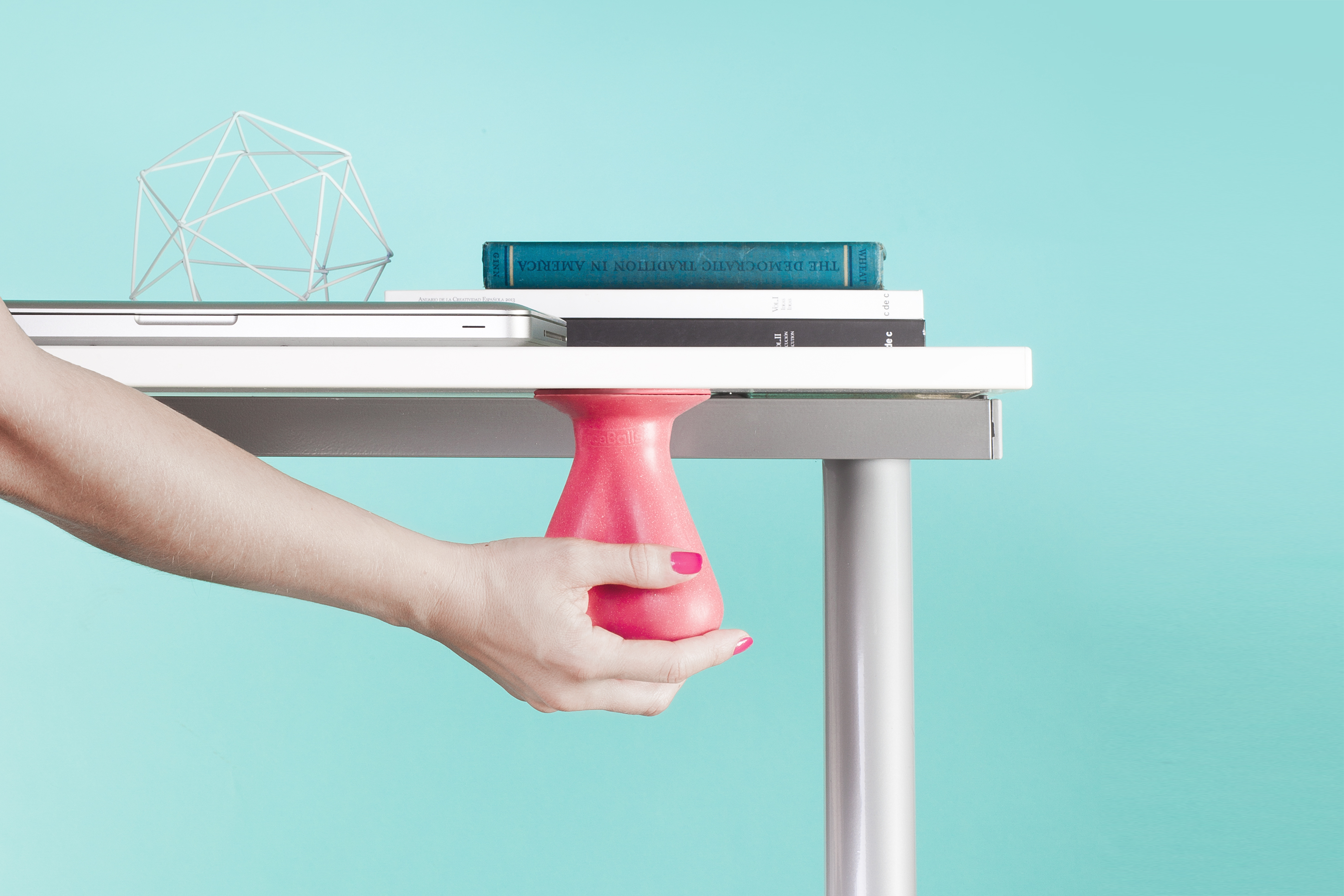 Насадка Kokos Cock Slave M с подхватом мошонки и с дополнительной стимуляцией, телесная УТ-00002555 - KOKOS - Удлиняющие/утолщающие насадки - Купить