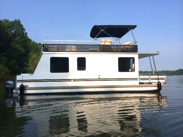 Catamaran Cruisers Houseboats & Aqua Lodges | VIDEOS