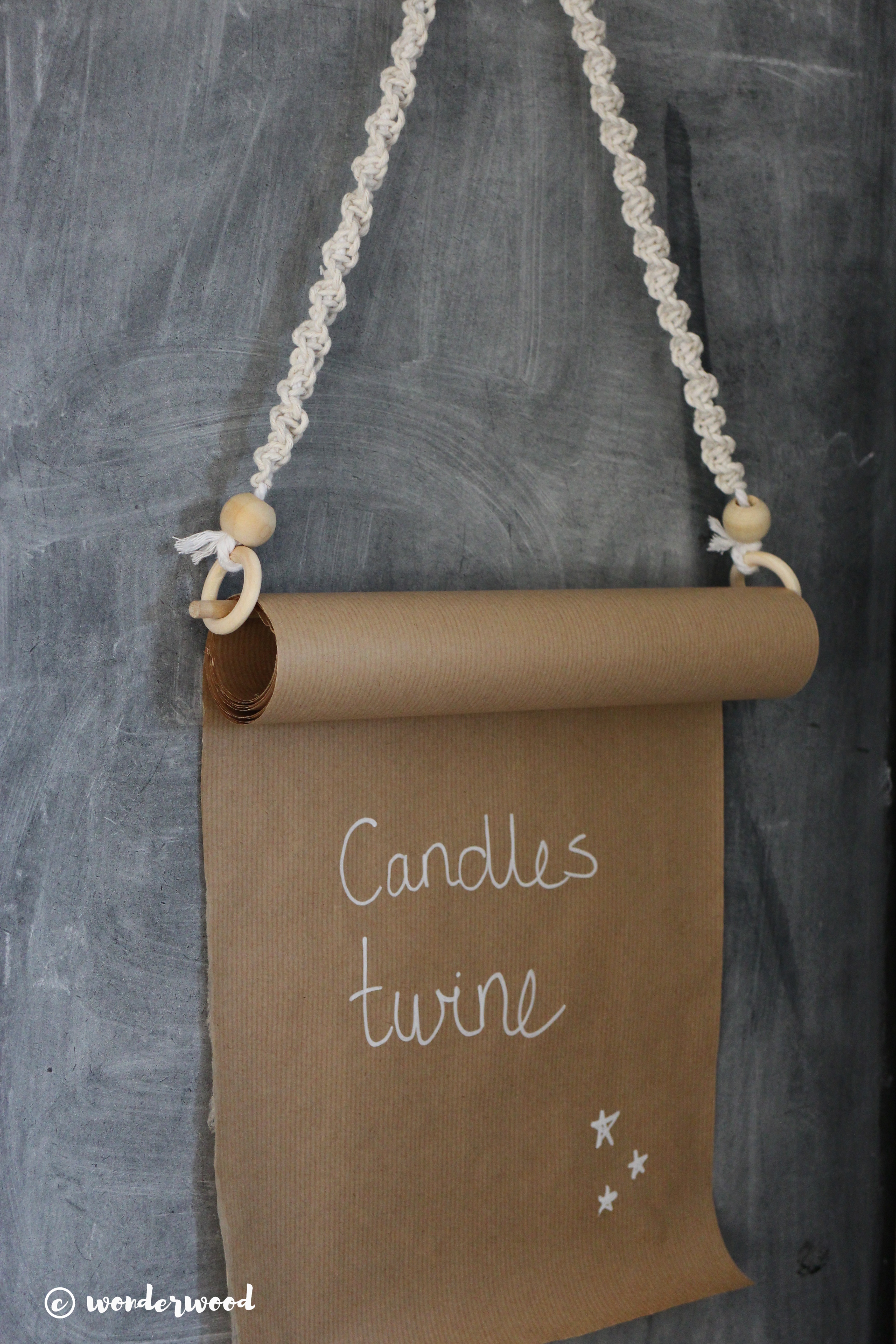 TIPS TIL HJEMMELAGDE JULEGAVER 2: diy makrame huskeliste // HOMEMADE CHRISTMAS GIFT IDEA 2: diy makrame memo holder