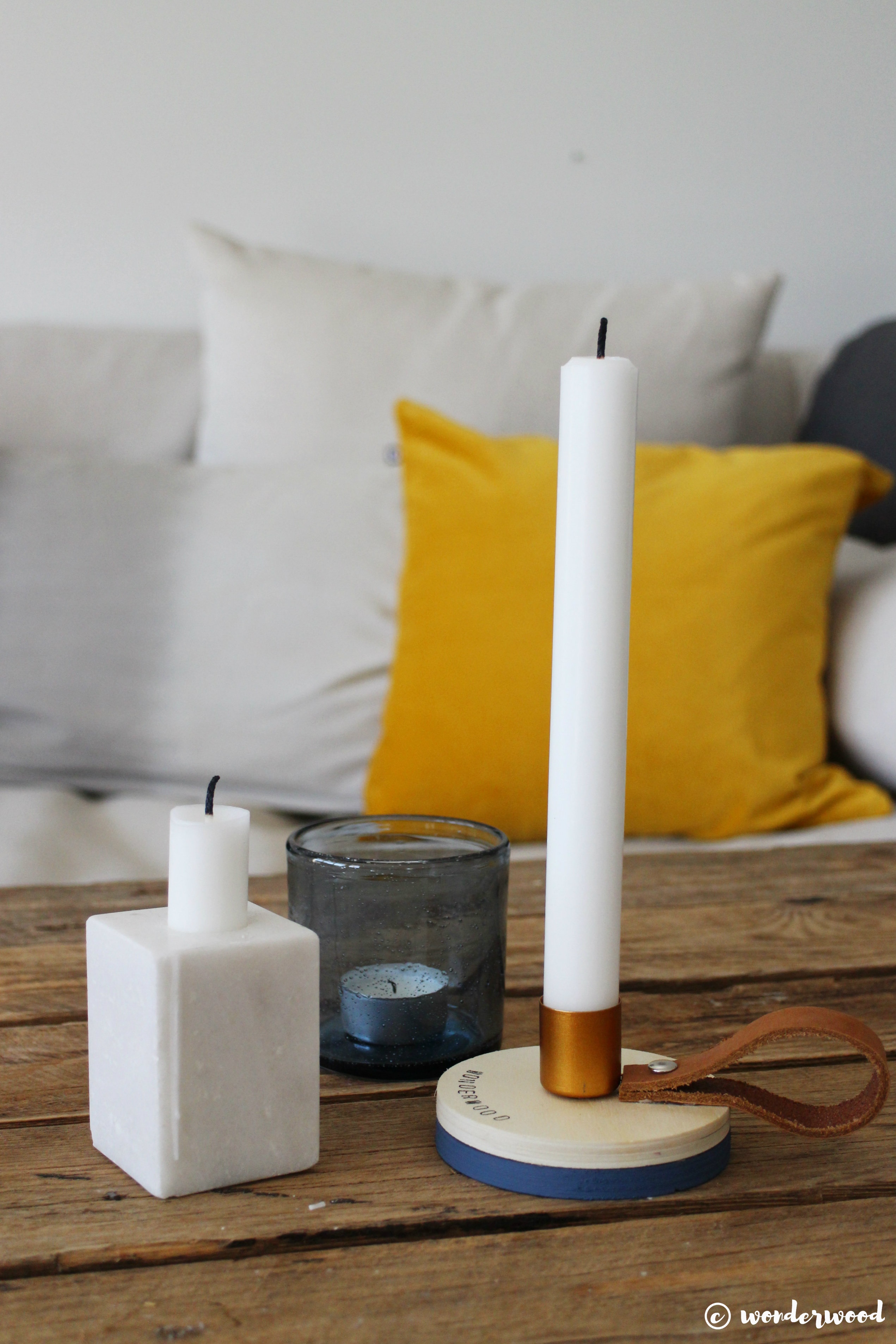 diy lysestake i tre // diy wooden candle holder