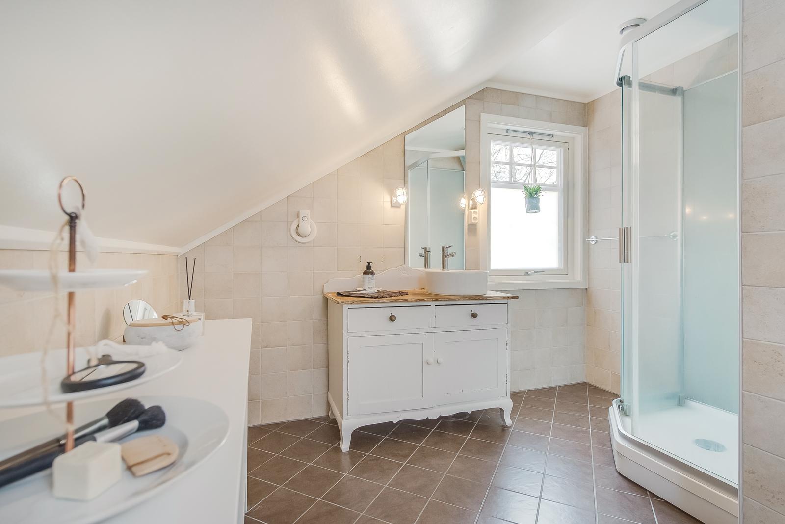 hus til salgs // house for sale