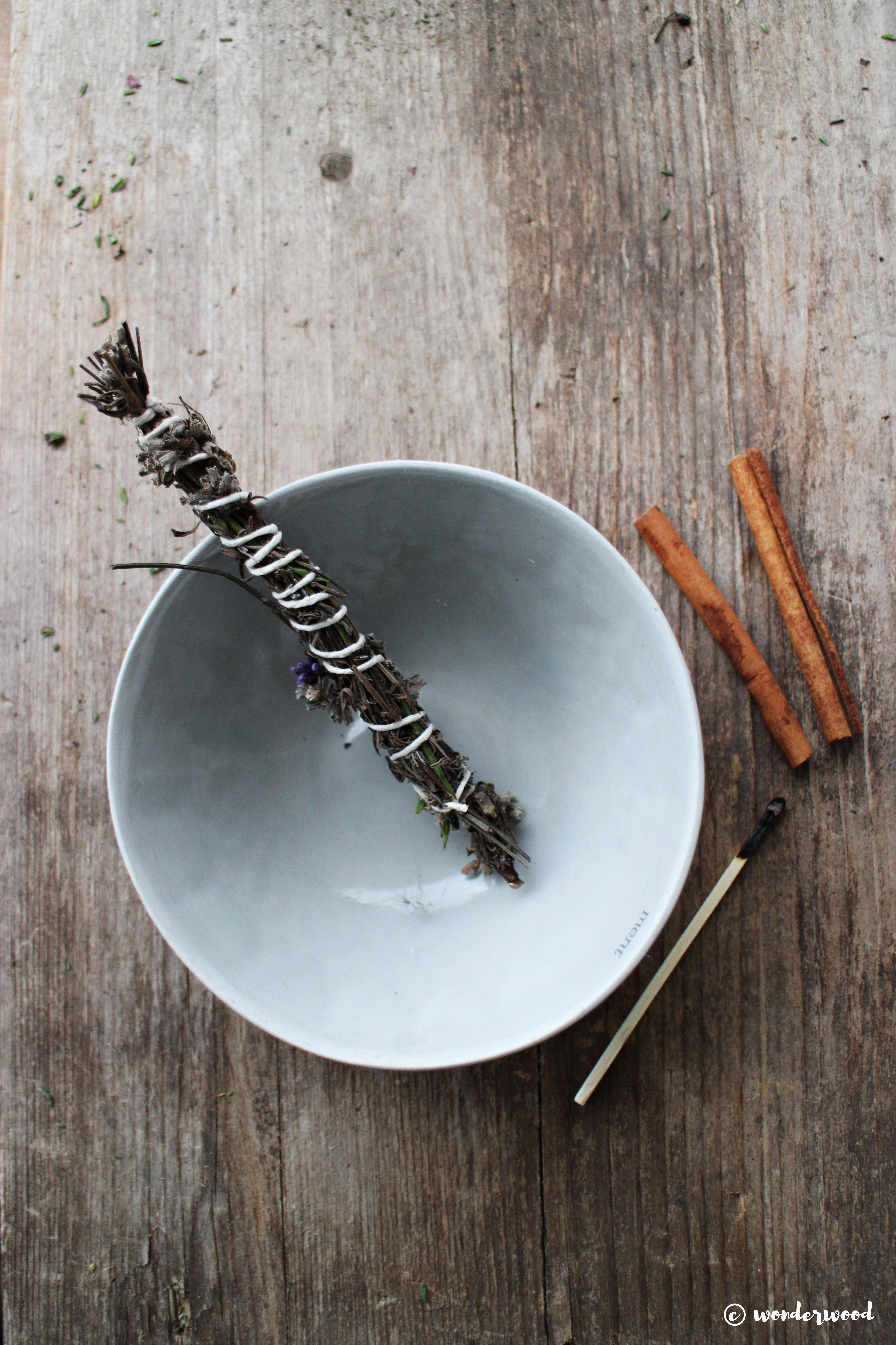 diy naturlig røkelse // diy smudge sticks