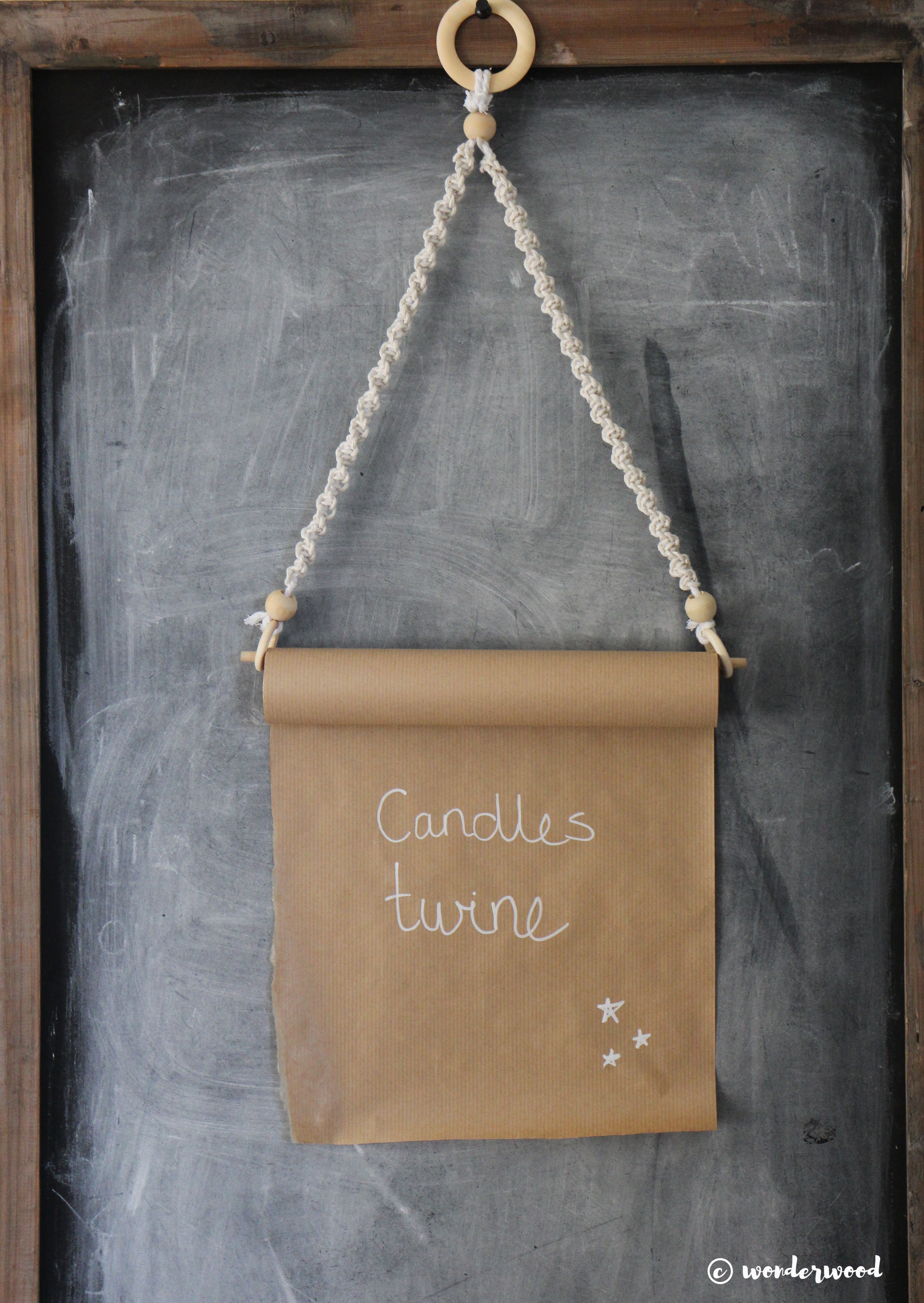TIPS TIL HJEMMELAGDE JULEGAVER 2: diy makrame huskeliste // HOMEMADE CHRISTMAS GIFT IDEA 2: diy makrame memo holder