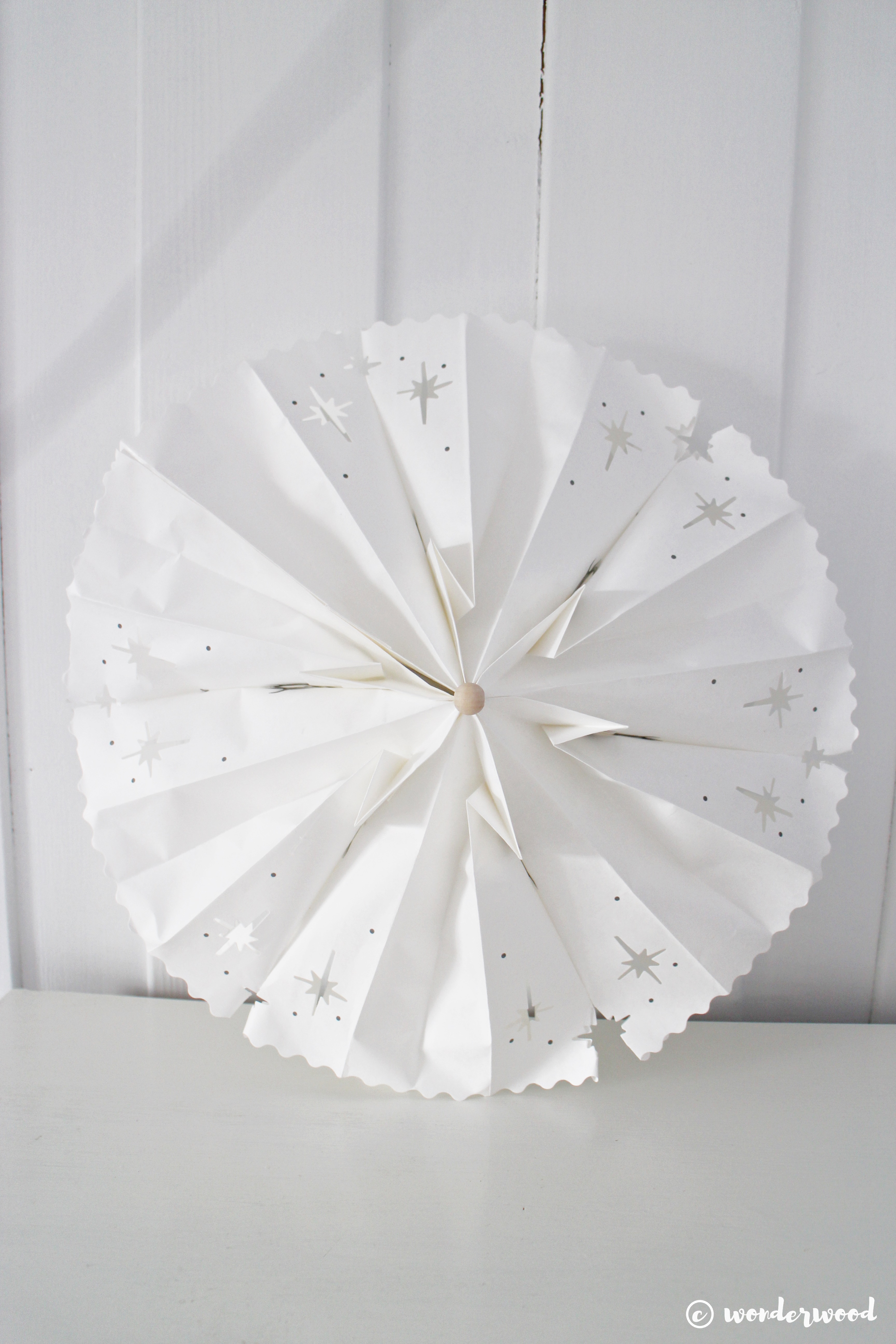 diy papirpose-stjerne // diy paper bag star
