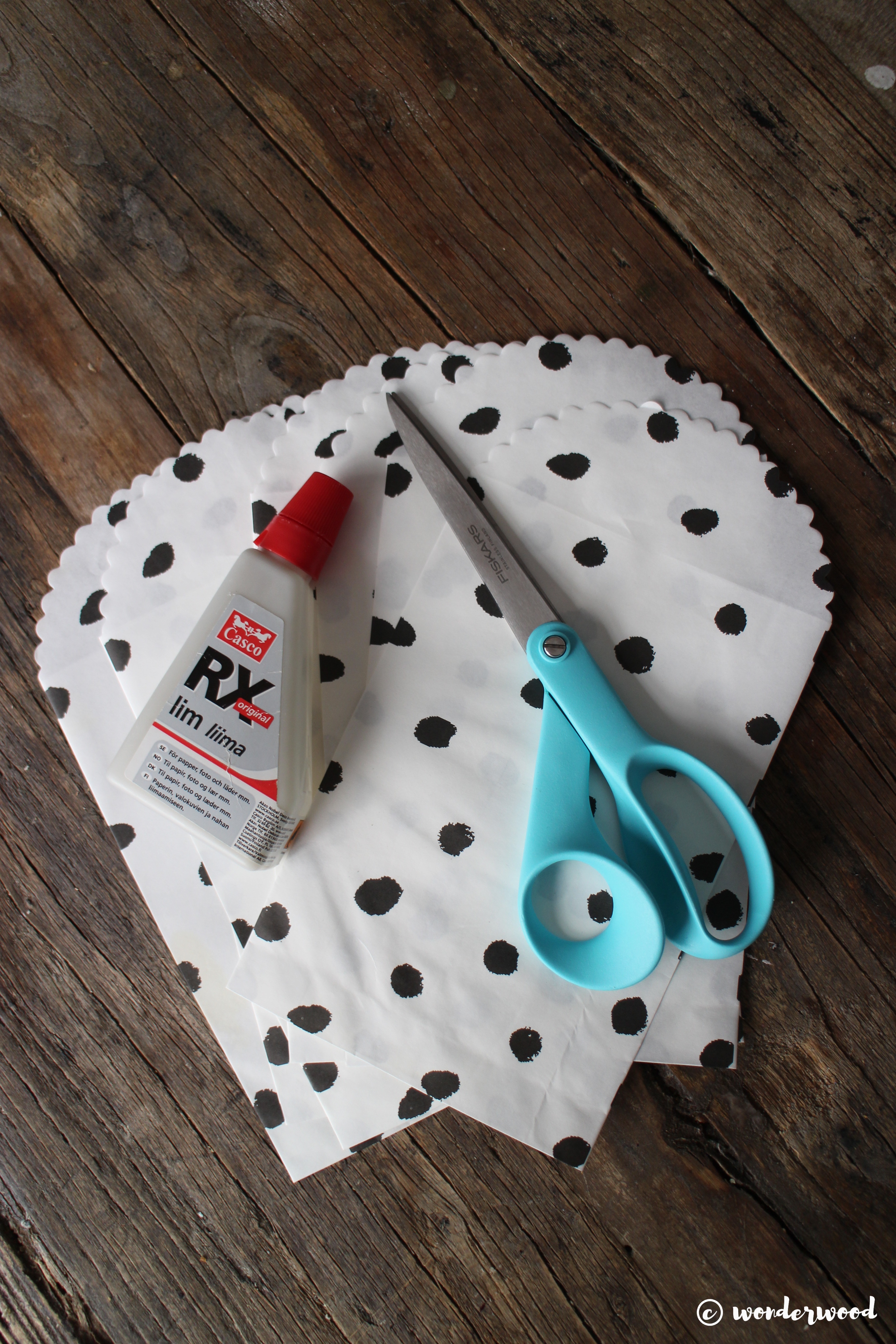 diy papirpose-stjerne // diy paper bag star