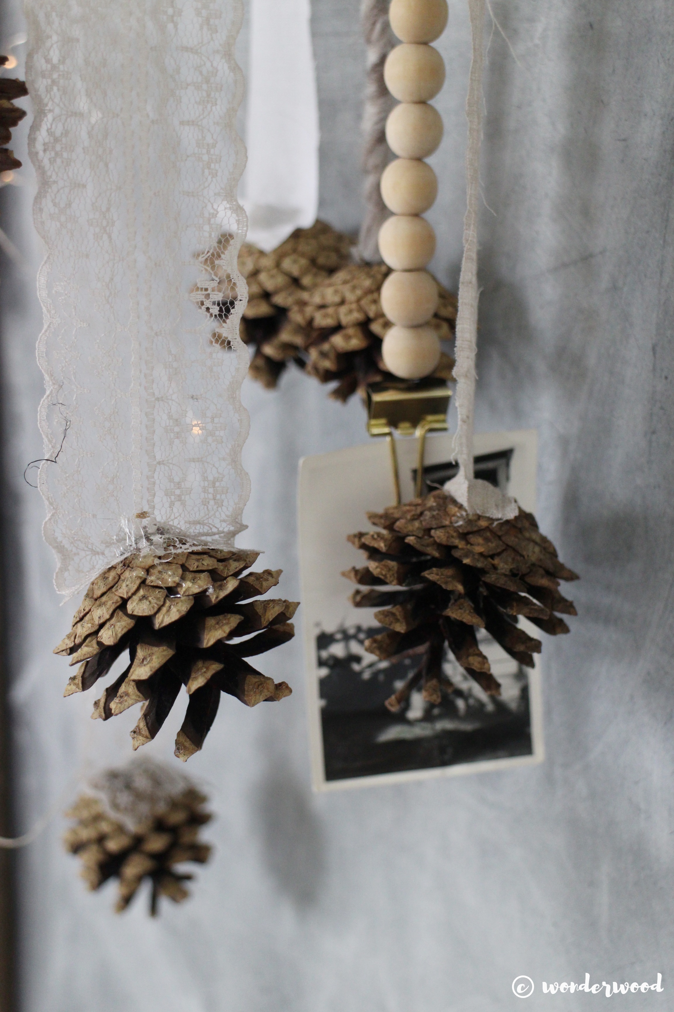 diy konglekrans til jul // diy pinecone wreath