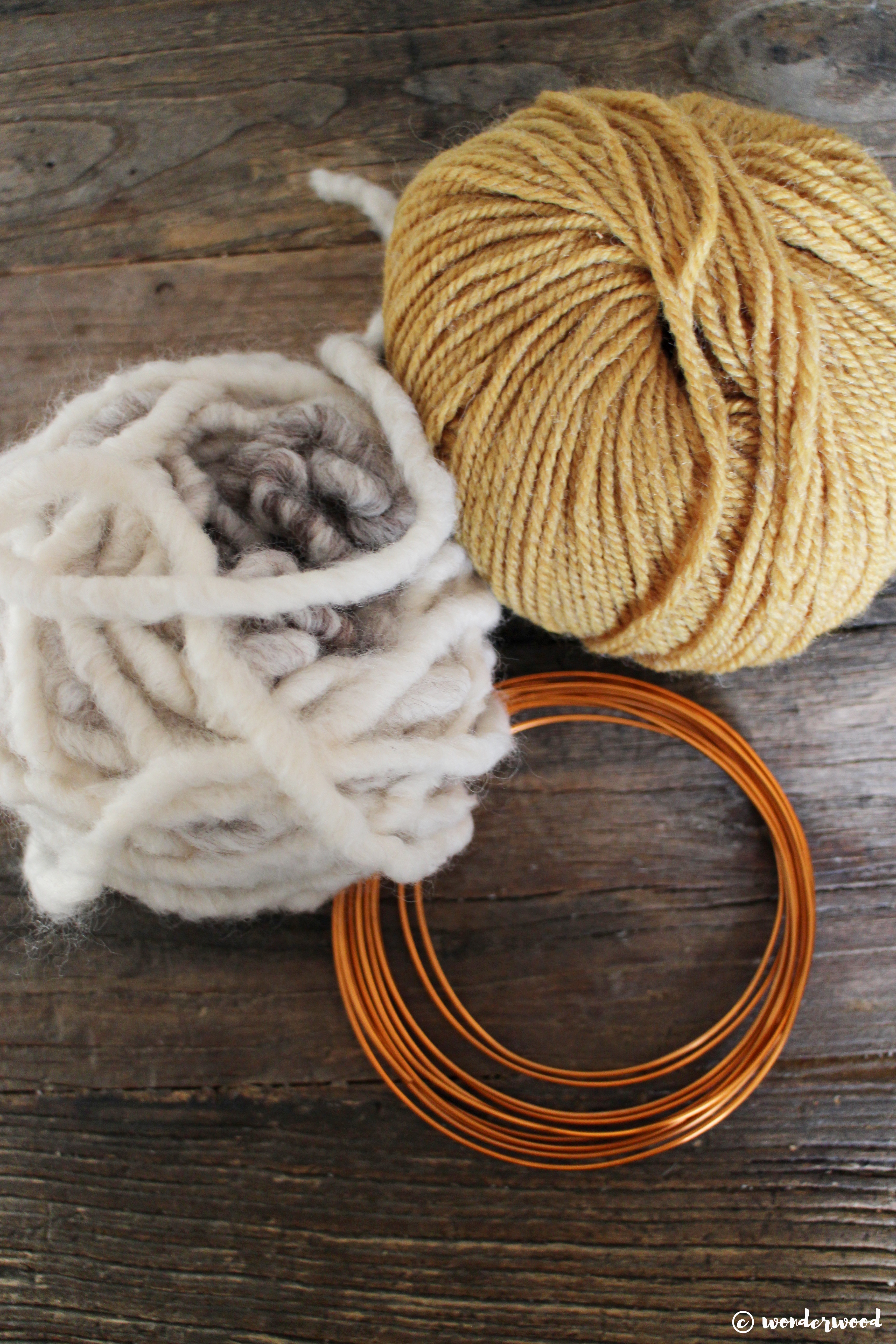 Monthly makers: Juleornamenter i metall og ull // Metal and wool Christmas ornaments