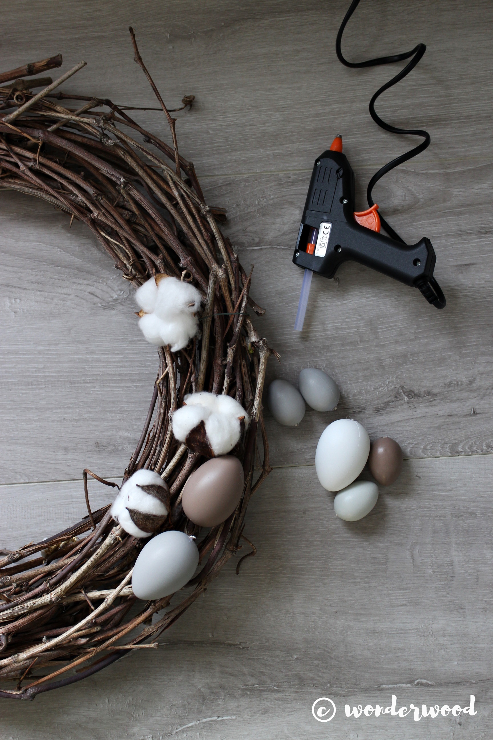 diy enkel påskekrans // diy easy easter wreath