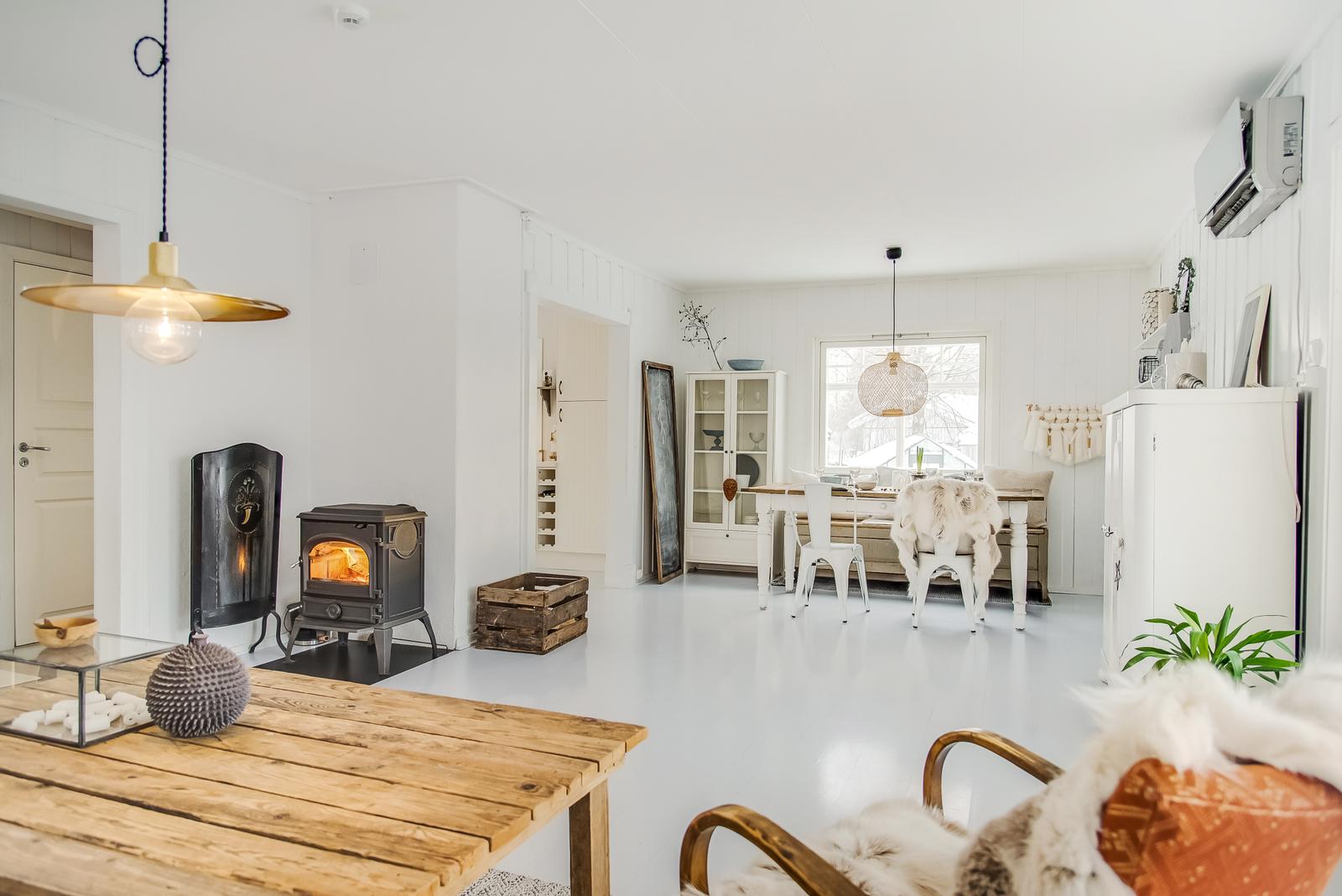 hus til salgs // house for sale