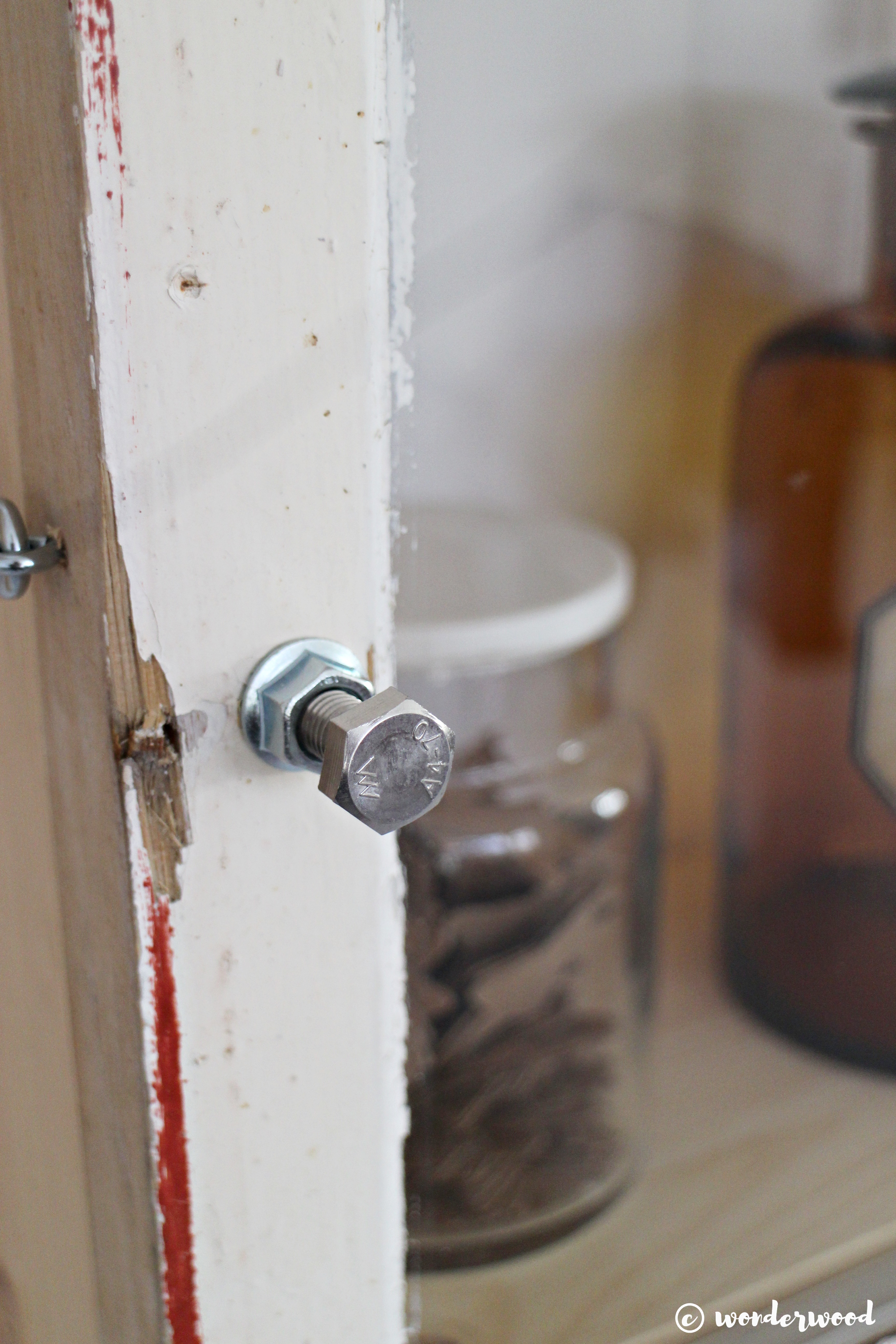 diy skap av gamle vinduer // diy old window cabinets