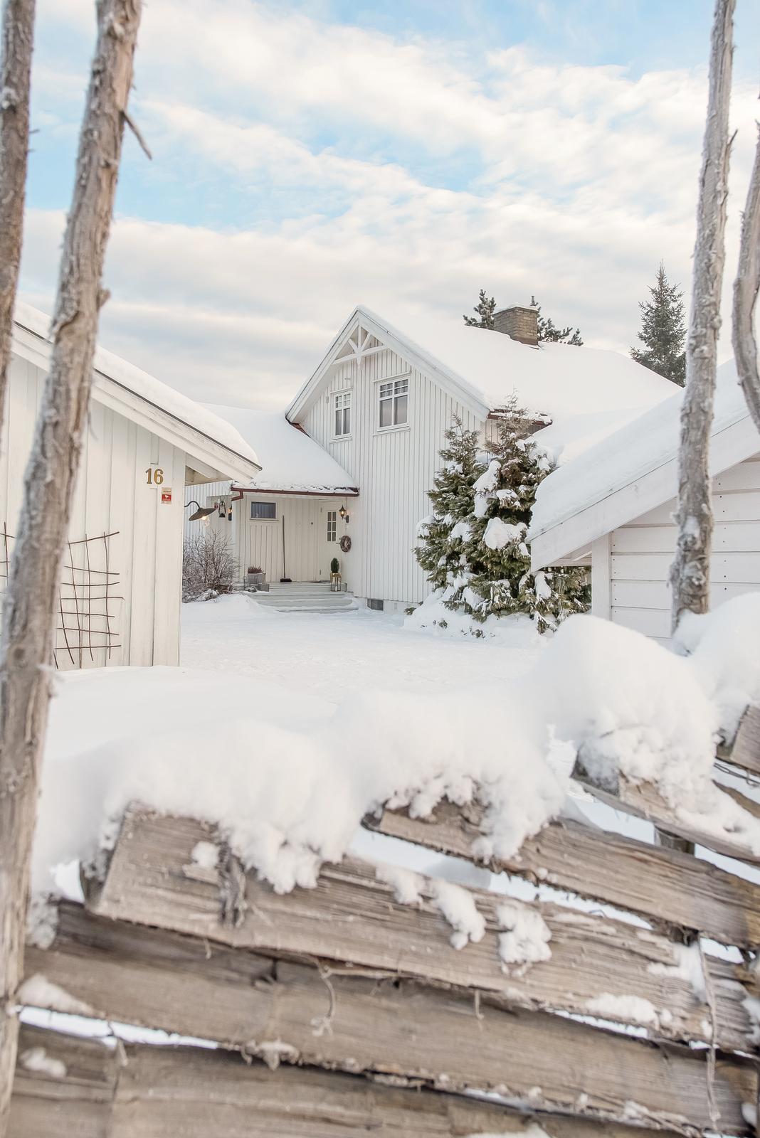 hus til salgs // house for sale