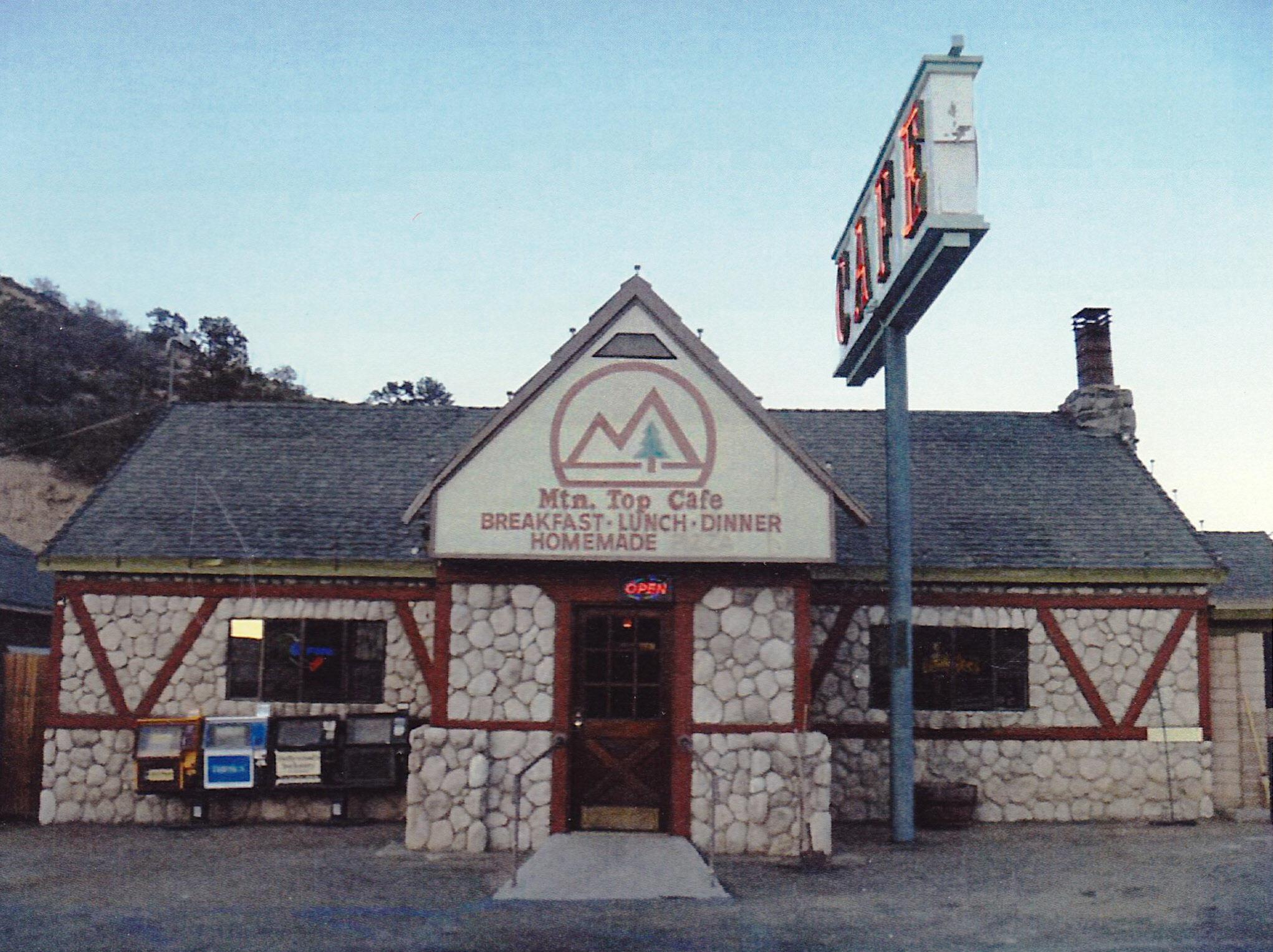 Mountain Oaks Cafe - 9i6mi0r