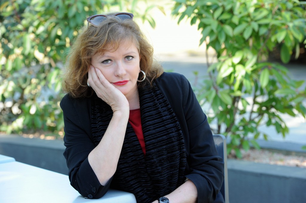 catherine jacob theatre catherine jacob dans quot l impresario de smyrne quot de goldoni catherine jacob theatre catherine jacob dans quot l impresario de smyrne quot de goldoni