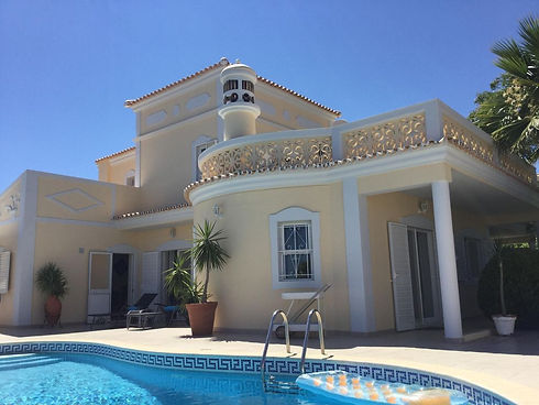villa 2.jpg