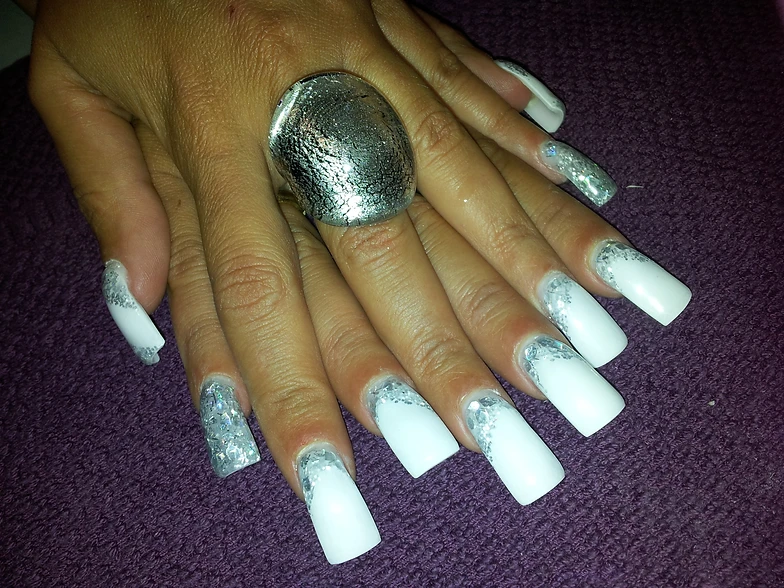 ongle Gel Blanc argent chablon