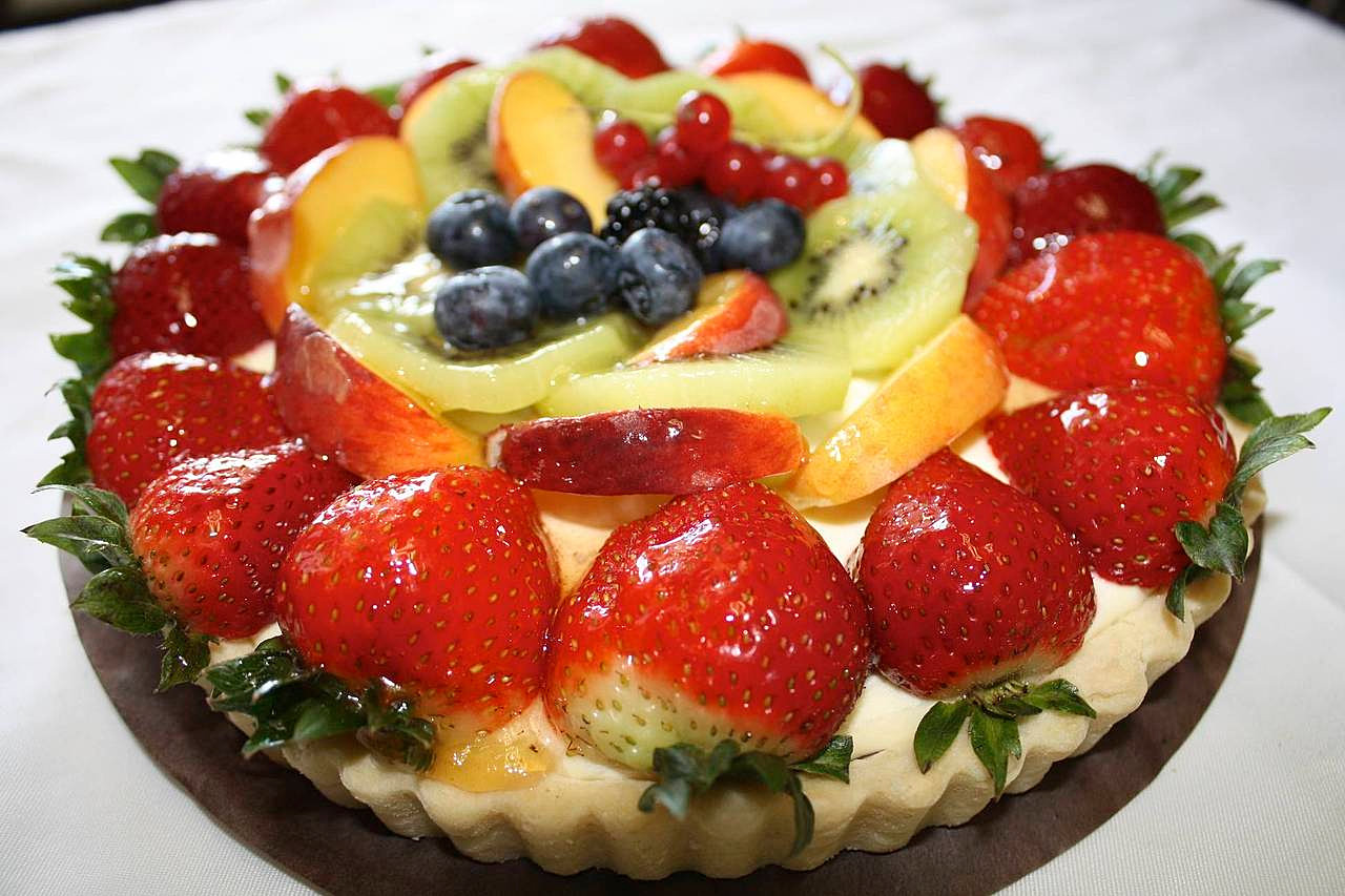 Hurst Bakery Fruit Flan