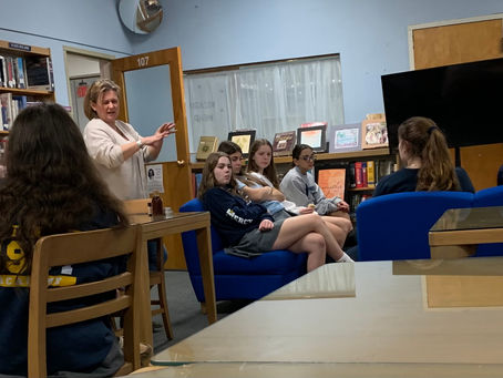 Beekeeping Alum Addresses Business and Science Academies