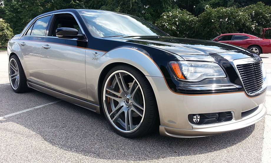 Chip foose velocity chrysler 300 #4
