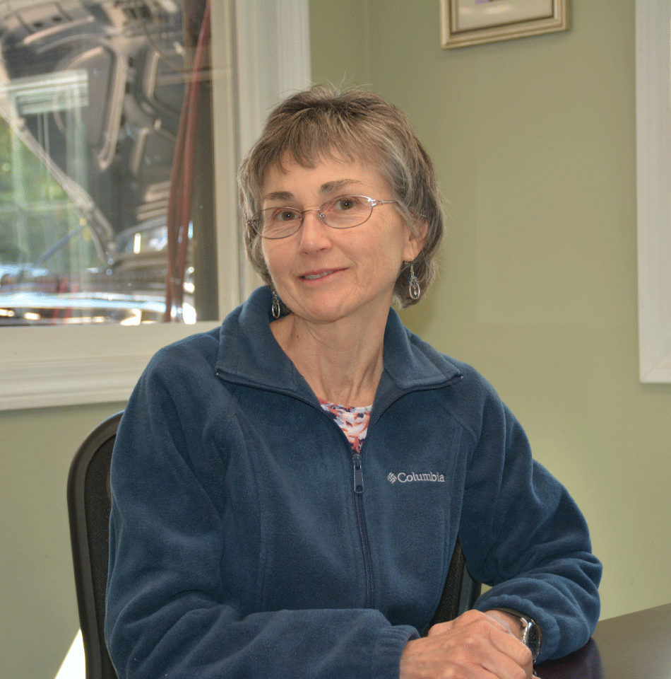 Colleen, Don's Auto, customer service specialist, auto repair