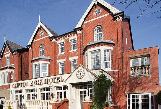 Clifton Park Hotel - Clifton Park Hotel - Clifton Park Hotel, Lytham St Annes, Lancashire, FY8 1HN. Beautiful rooms and   suites, fine dinning, pool. Special activity breaks, leisure facilities.