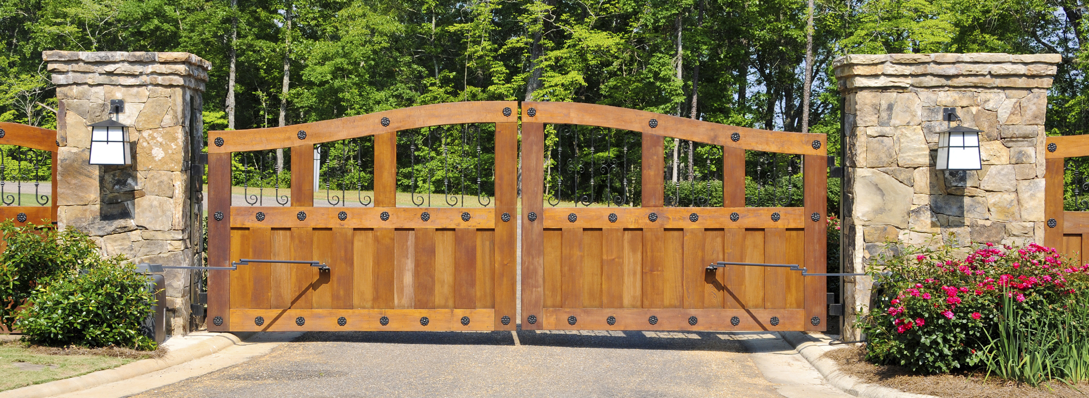 1395 #9A6631 Gate Repair Dallas Iron Gates Dallas Automatic Driveway Gates pic Garage Doors Dallas 36313813