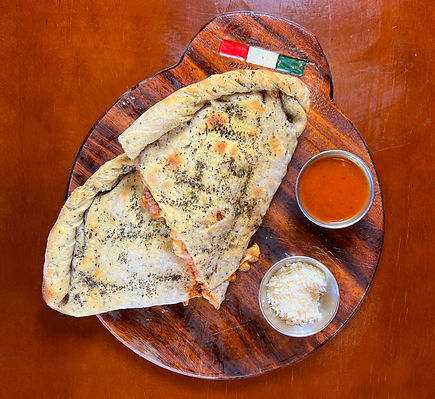 CALZONE.jpg