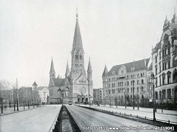 Kościół Cesarza Wilhelma w Berlinie w roku 1904.