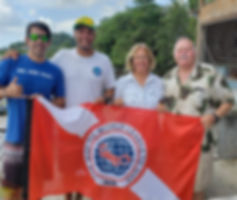 PADI Examiner and Reef sponsors