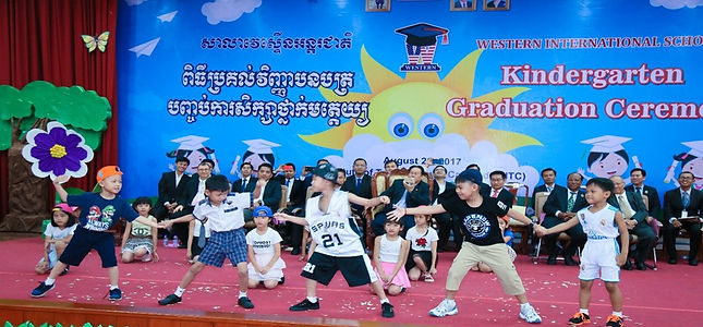 kd_graduation_3.jpg