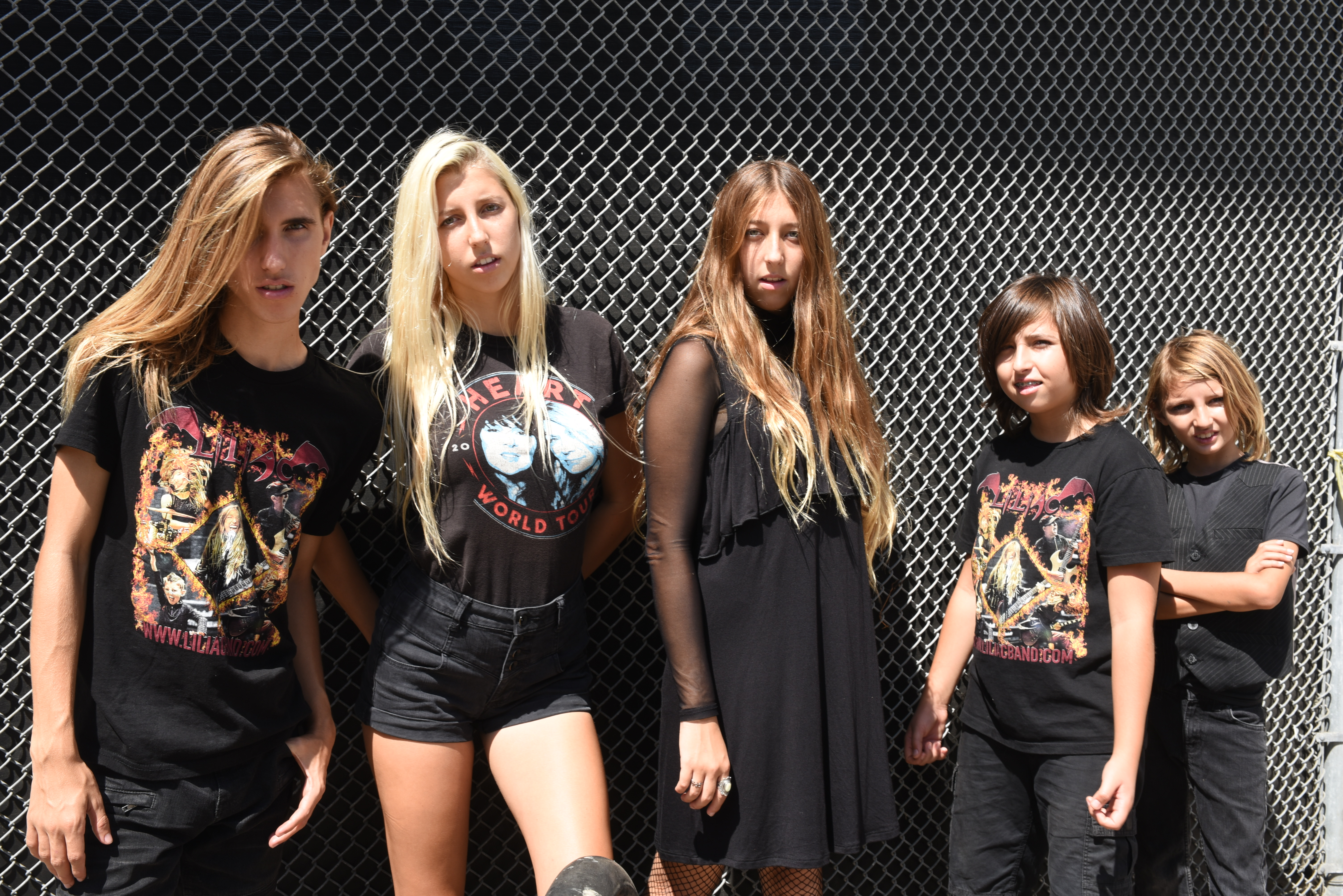 Фаллоимитатор Группа