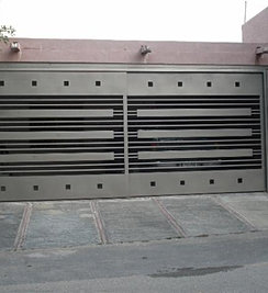 ZAGUAN MODERNISTA