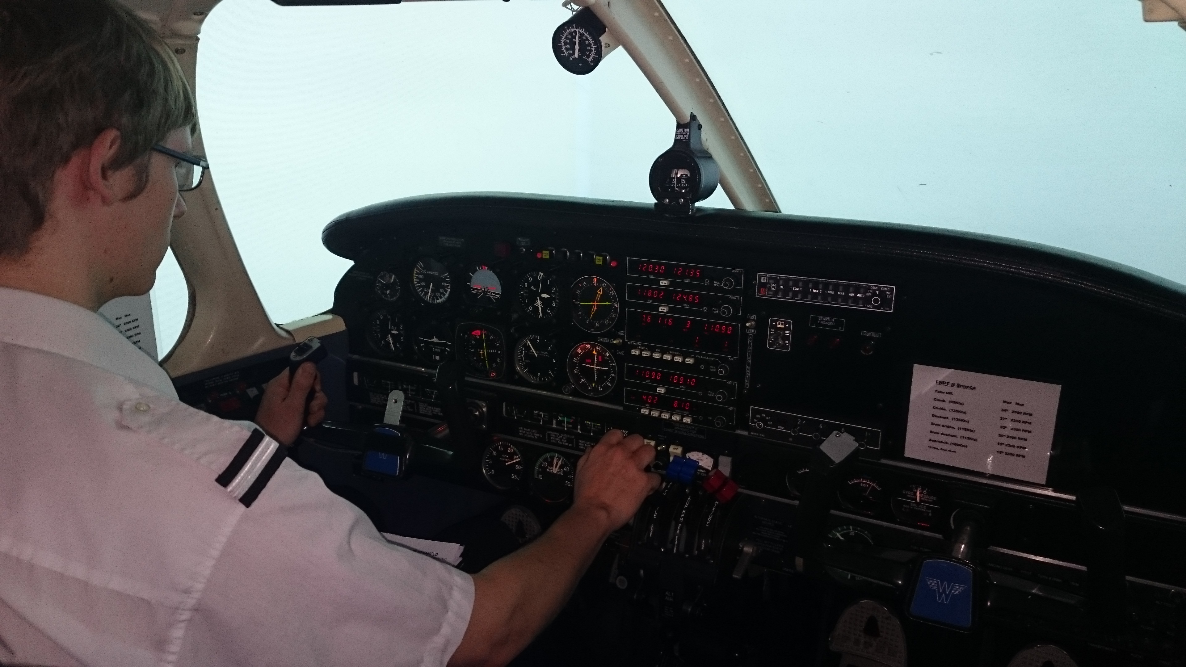 Commercial Flight Training Advanced Flight Training Leeds ...