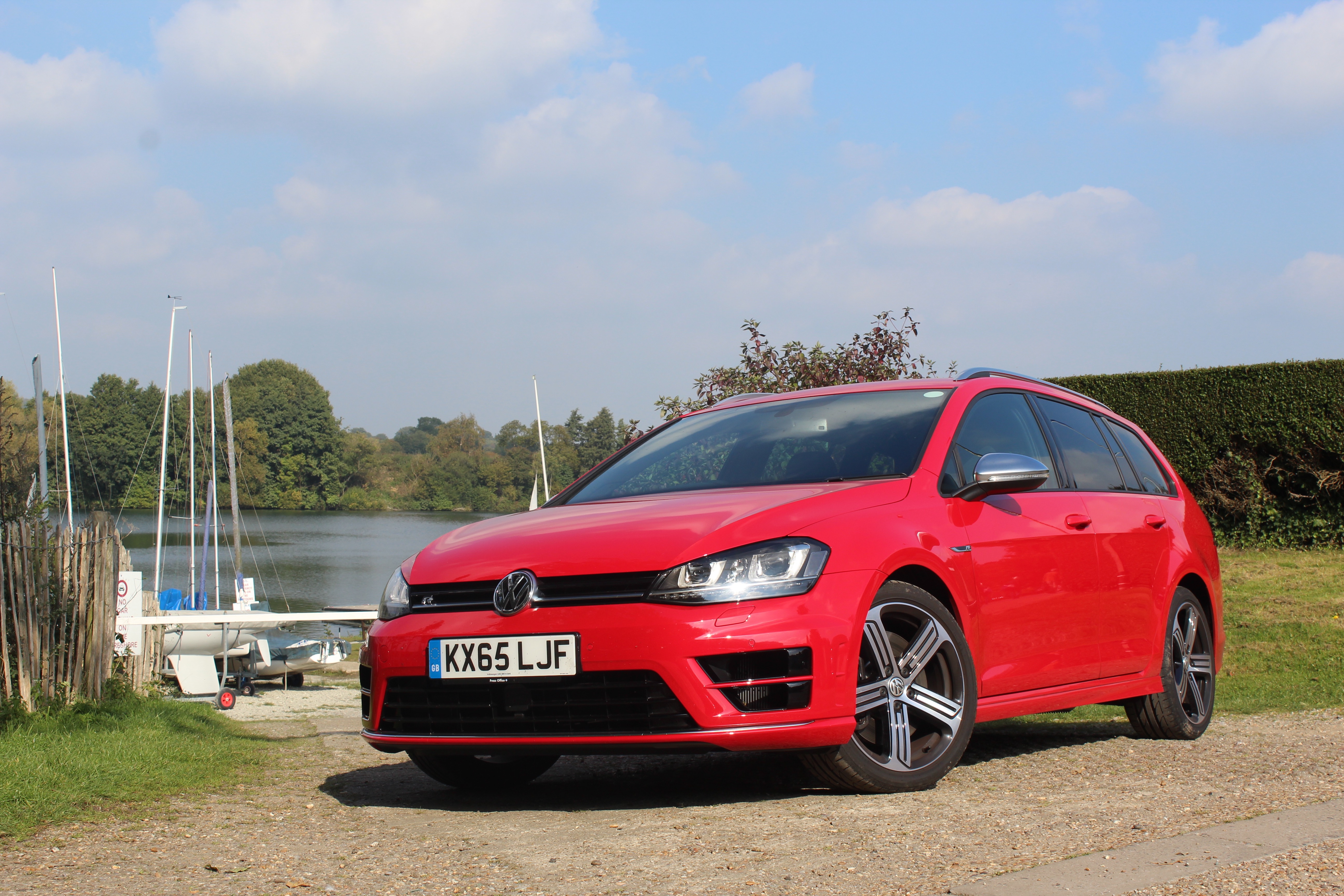 Vw Golf R Estate 2015 Review Car Magazine