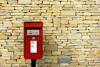 post-box-gb63d49d7d_1920.jpg