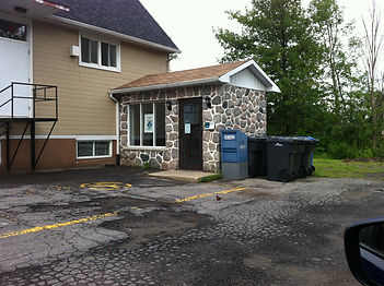 Pointe-des-cascades, bibliothèque