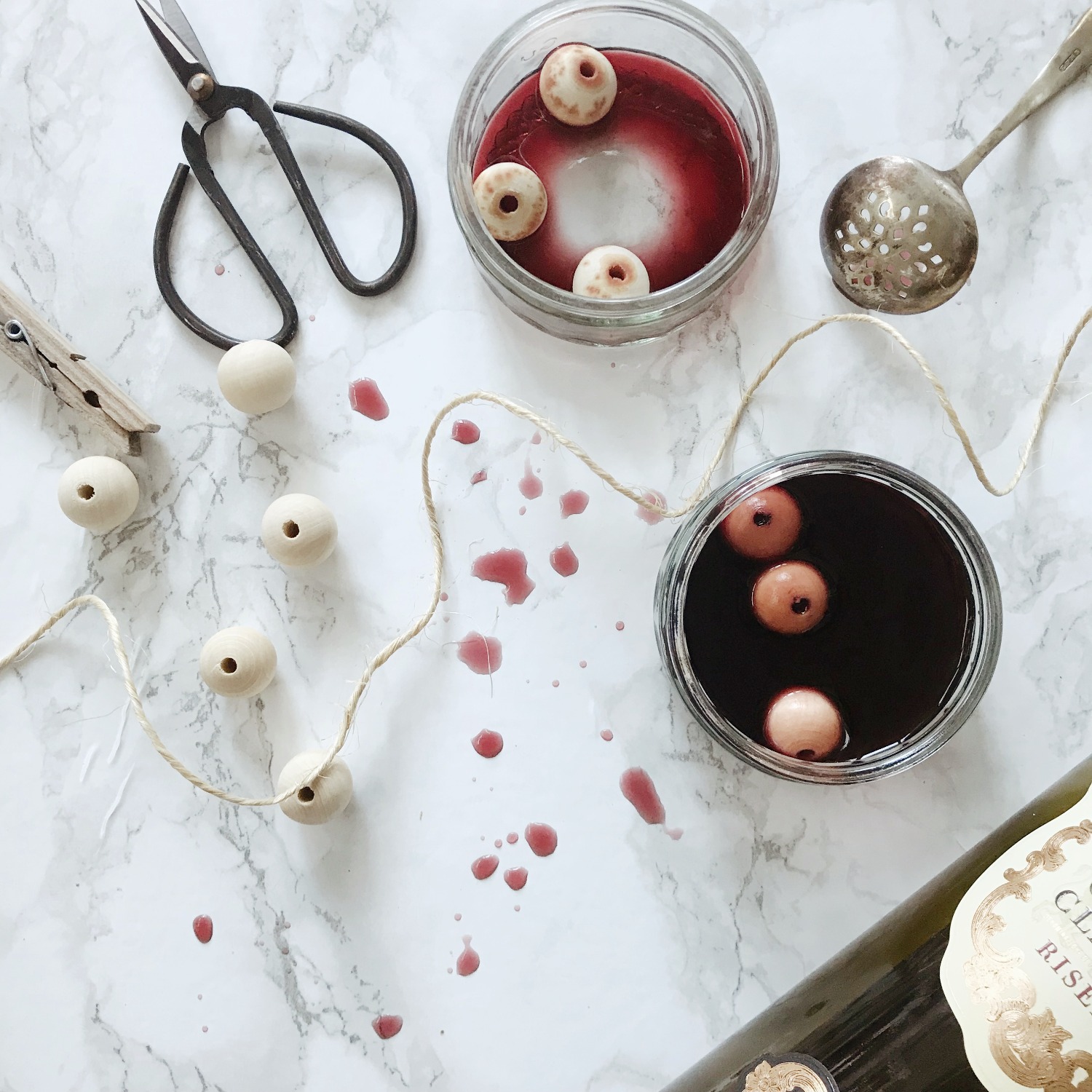 Natural Dyeing with red wine and hot drinks