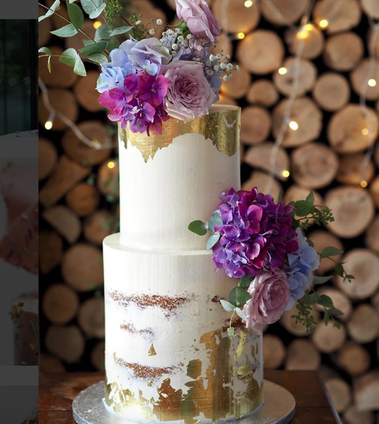 15 Amazing Thanksgiving Décor Ideas For a Festive Home